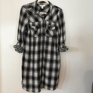 Motherhood Maternity plaid shirt dress